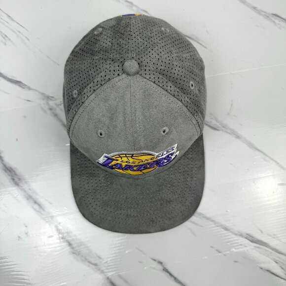 NBA Los Angeles Lakers Suede Embroidered Hat Original Fit Grey Cap Belt Strap - Picture 4 of 8